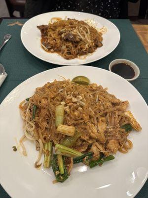 Beef & Chicken Pad Thai