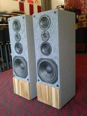 Halford Loudspeakers Signature V $2000 pr.