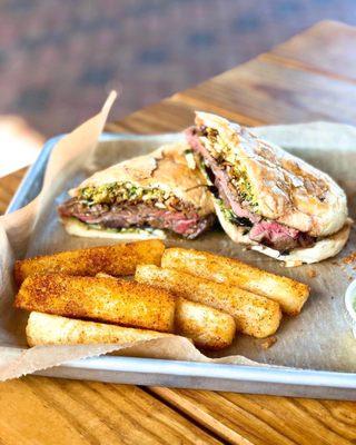 Steak sandwich with yucca