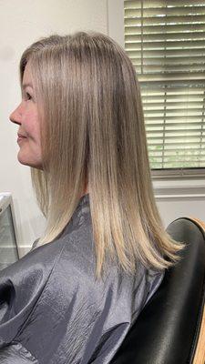 Sweet Ash Blonde and Buttery blend for Grey Blending.