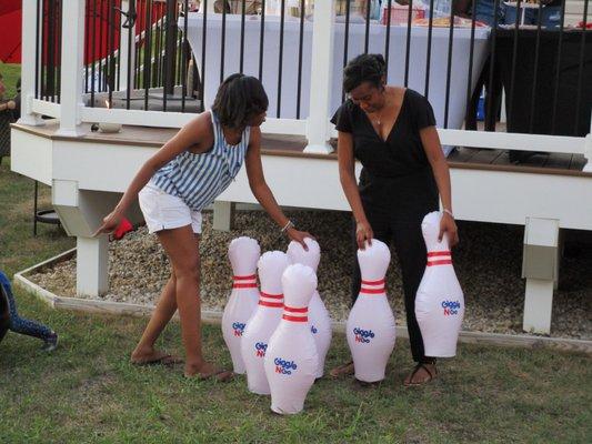 Prepping for the children at our T&T Independence at Bulle Rock Association.