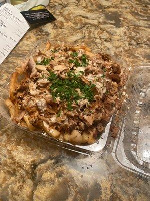 CHICKEN SHAWARMA POUTINE