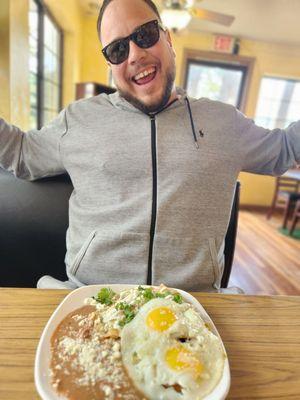 A gringo and his chilaquiles