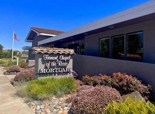 Fremont Chapel Of The Roses Mortuary