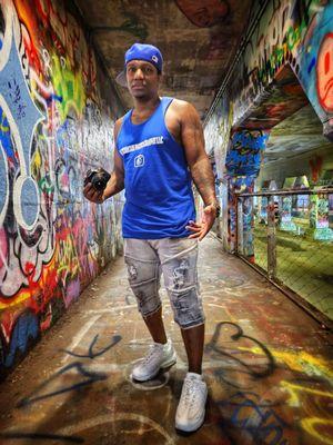 Flex'n within' the Krog Street Tunnel