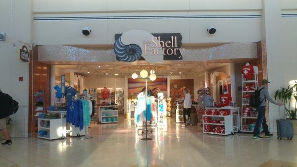 Shell Factory Airport Store in Fort Myers airport