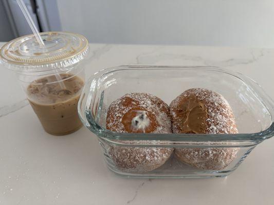 Cannoi & Biscoff Donut, Large Lavender Latte