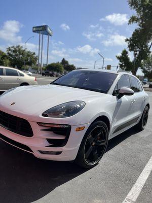 Porsche Macan , Front windshield 40% Crystalline