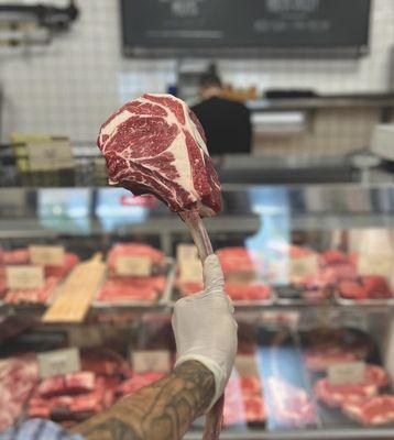 Tomahawk ribeye