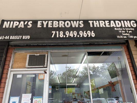 Nipa's Eyebrows Threading