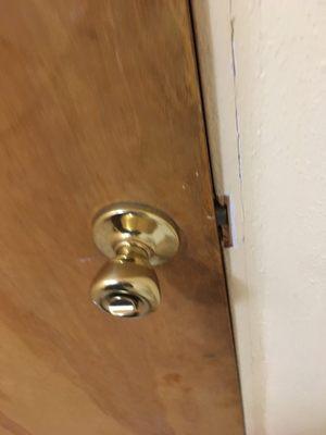 bathroom door doesnt shut all the way