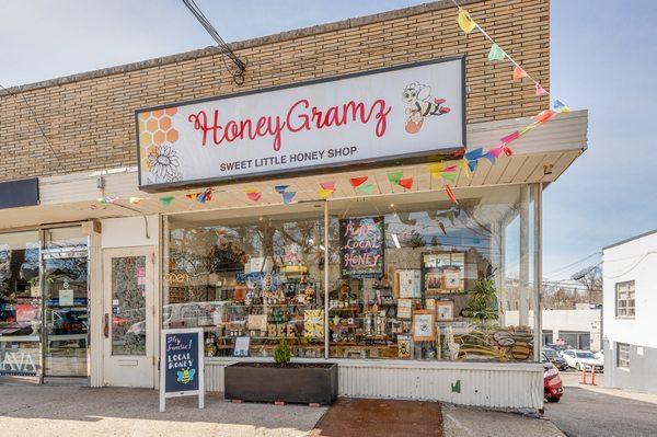 A sweet little honey shop owned and operated by local beekeeper.