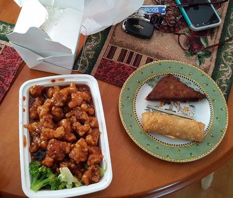 General tso, shrimp toast, pork egg roll.