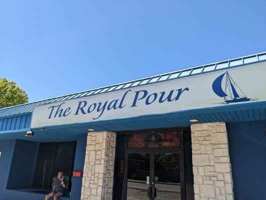 The Royal Pour, Dallas