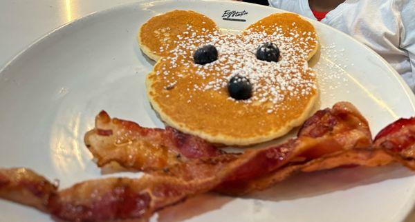 Micky pancake and bacon