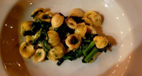 Orchestra with garlic and broccoli Rabe. Mmm.