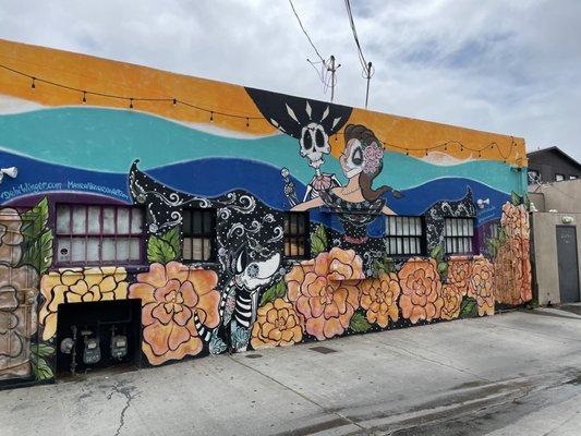 Another cool mural