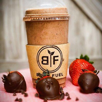 Chocolate covered strawberries protein shake! Valentine's Day week!