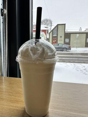 Vanilla milkshake