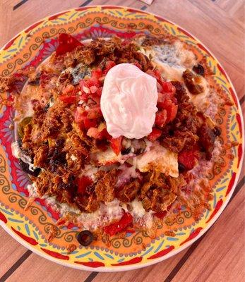 Gigantic Nachos with Pulled Pork