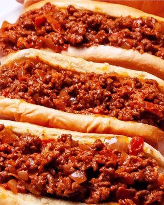 CHILI DOGS EVERYDAY