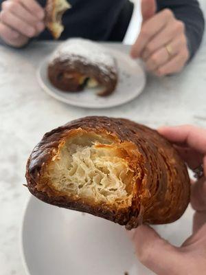 Great lamination on the croissant and great crunch