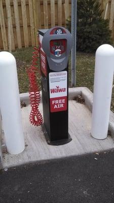 FREE DIGITAL air pump! Gotta love Wawa!