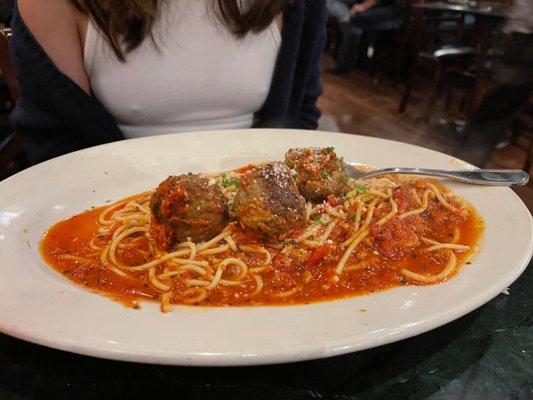 Spaghetti & Meatballs
 Our rich meat sauce with oven roasted meatballs