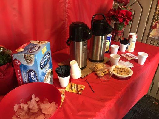 Complimentary Apple cider, coffee & hot chocolate!!