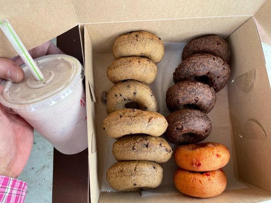 Yummy donuts and smoothies!!!