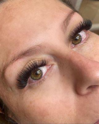 Volume Lash Extensions