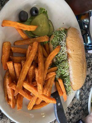 Pesto chicken sandwich and sweet potato fries