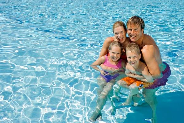 Full pool cleaning with unbeatable price!First month free!