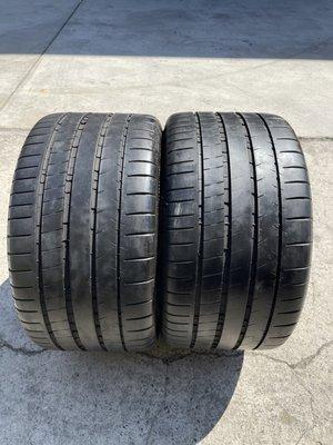 305/30ZR20  Michelin pilot super sport  Used almost new condition.