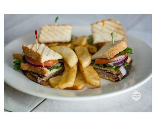 Roast Beef Club Sandwich