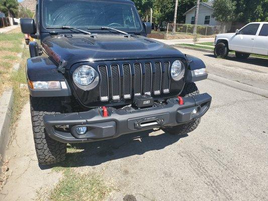 2018 jeep  Rubicon Winch install