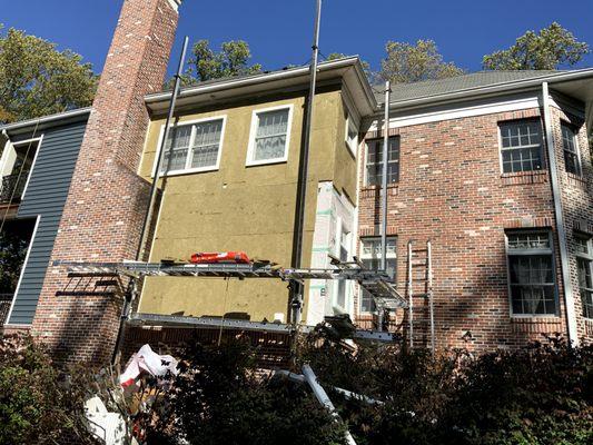 Notice the rockwool before the structural siding insulation