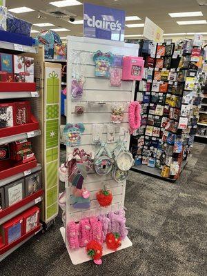 A Claire's kiosk