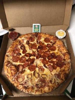 Pepperoni Magnifico Pizza