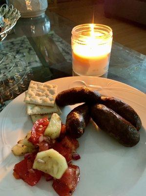 East Texas fine dining thanks to Goldbelly for Docs hot links delivery.