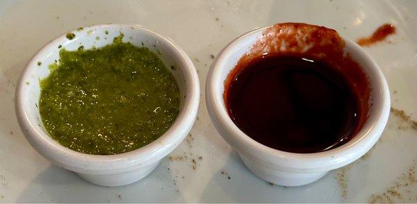 Chicken Samosa Sauces Green...Tangy  Red...Sweet