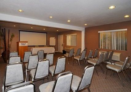 Comfort Inn & Suites Rancho Cordova-Sacramento