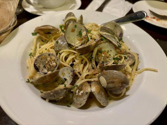 Fresh Clam Linguine