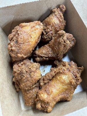 Food: 6 Pcs Hot Wings