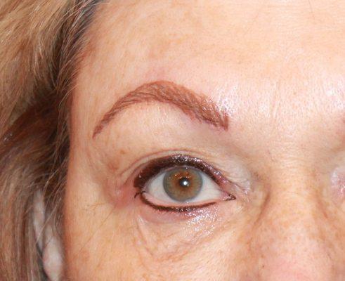 Microblading & Eyeliner