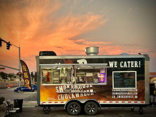 The chuckwagon on Apple Valley and Yucca Loma Rd