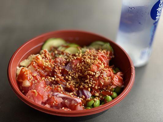 Poke bowl with tuna