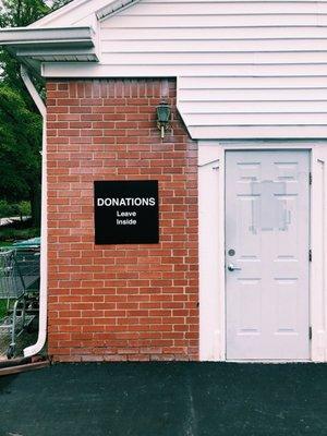 Donation door - open 24/7