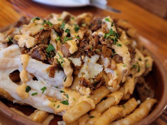 Greek B Cheese Fries