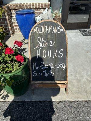 Store hours